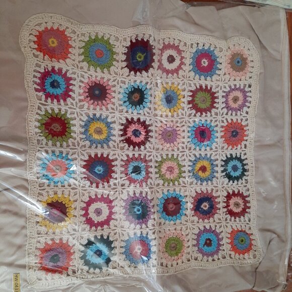 NEW Crocheted granny square  wayfair 17 x 17 cushion covers - Picture 3 of 3